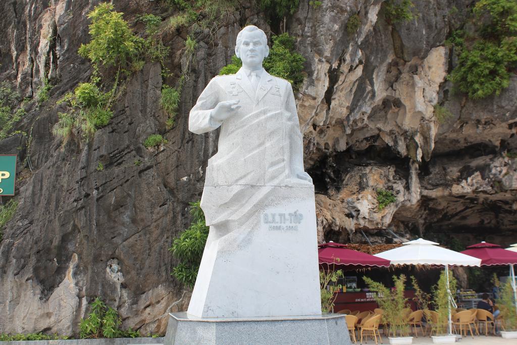 Thuy Duong Ha Long Hotel Exterior photo