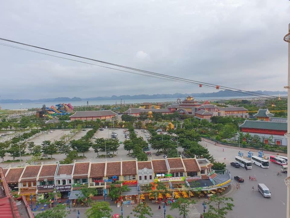 Thuy Duong Ha Long Hotel Exterior photo